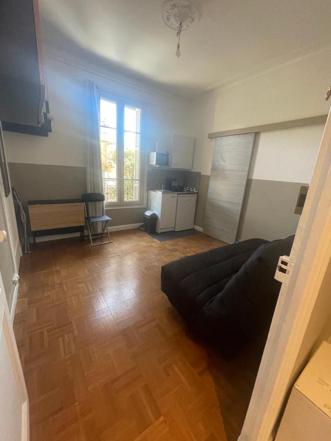 Petits Tout Equipees Gare Apartment Nizza